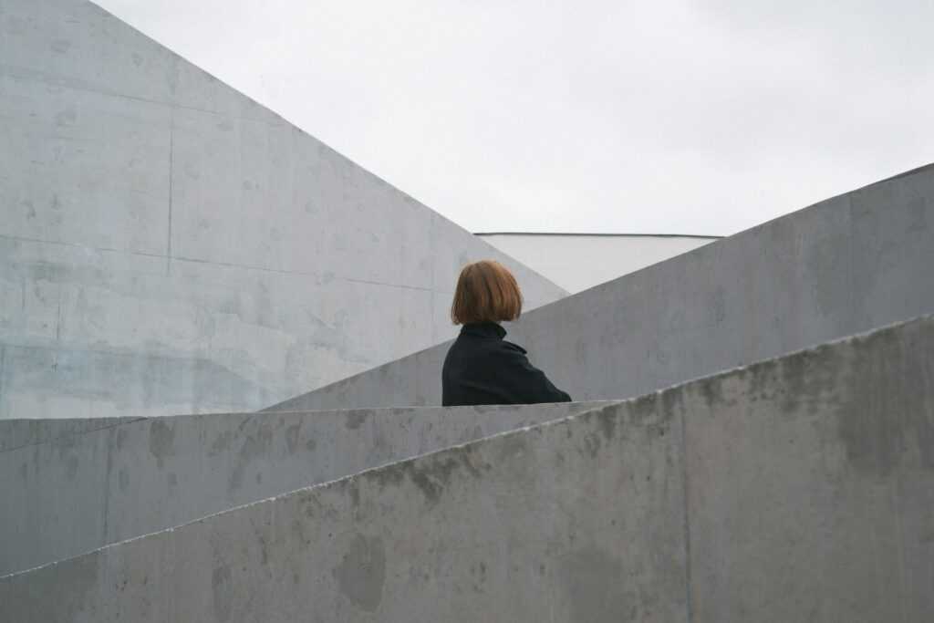 hanna sulphur cCA0 dxFPhE unsplash