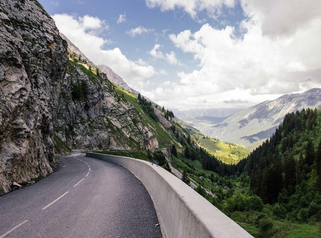 Where to Find Mia Bumzy Online: Official Channels